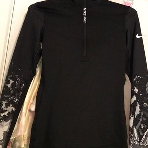 Nike ProFit half zip-pull over